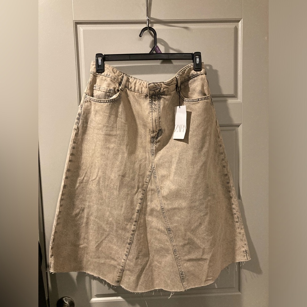 Zara NWT Beige Denim Skirt